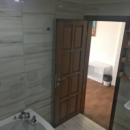 מלון Elegance