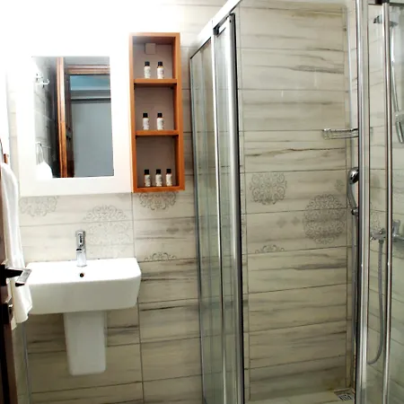 Elegance 3*