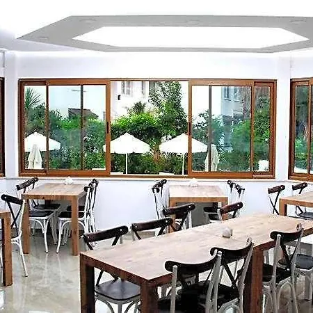Hotel Elegance 2*