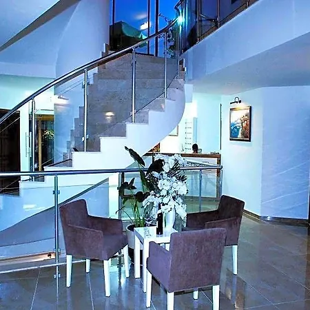 Hotel Elegance 2*