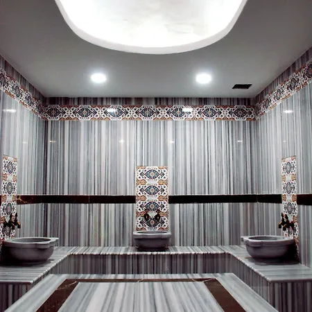 Elegance Hotel 2*